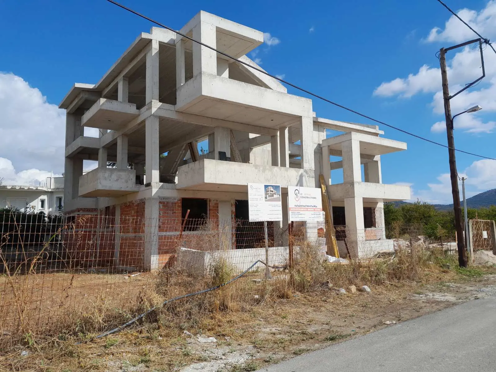 Σκυροδέτηση κατοικίας στο Ναύπλιο